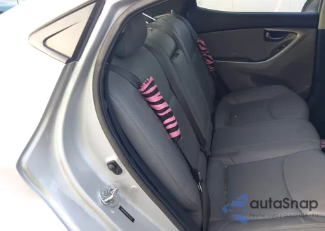 2013 Hyundai Elantra Limited z USA, uszkodzony, nr VIN 5NPDH4AE9DH304562